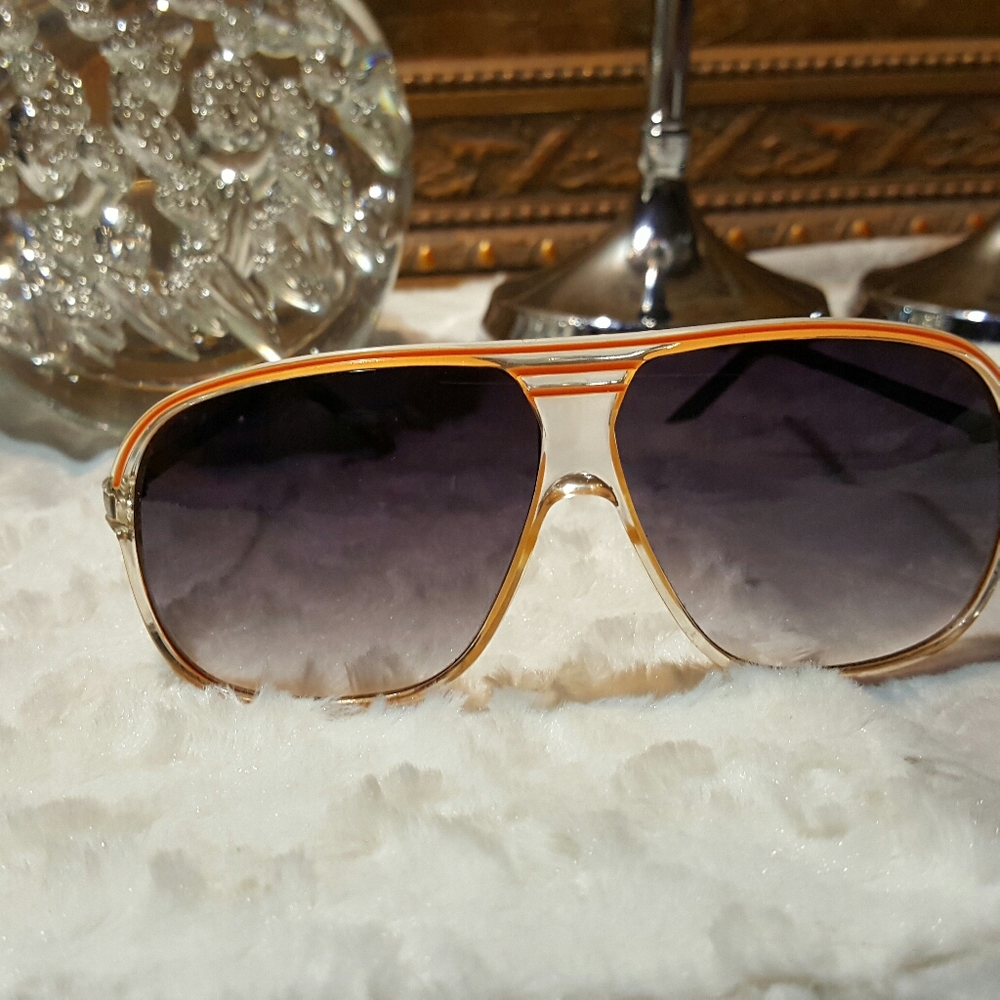 Sun glasses
